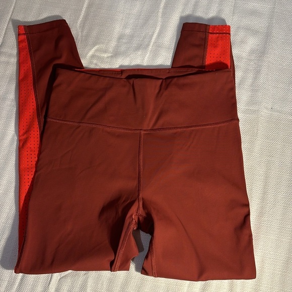 Athleta Ultimate Stash Pocket Colorblock Activewear 7/8 Tight Size Small - Picture 2 of 10